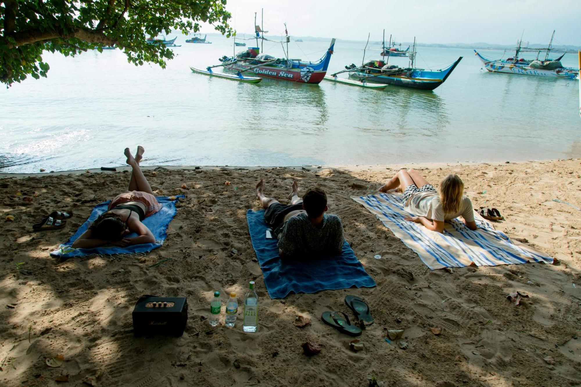 Yes Beach House Mirissa Bagian luar foto